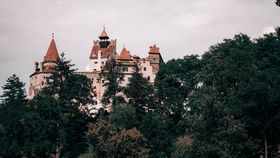 Destinații din România pentru noiembrie 2023: Ce locuri puteți vizita în această perioadă a anului?